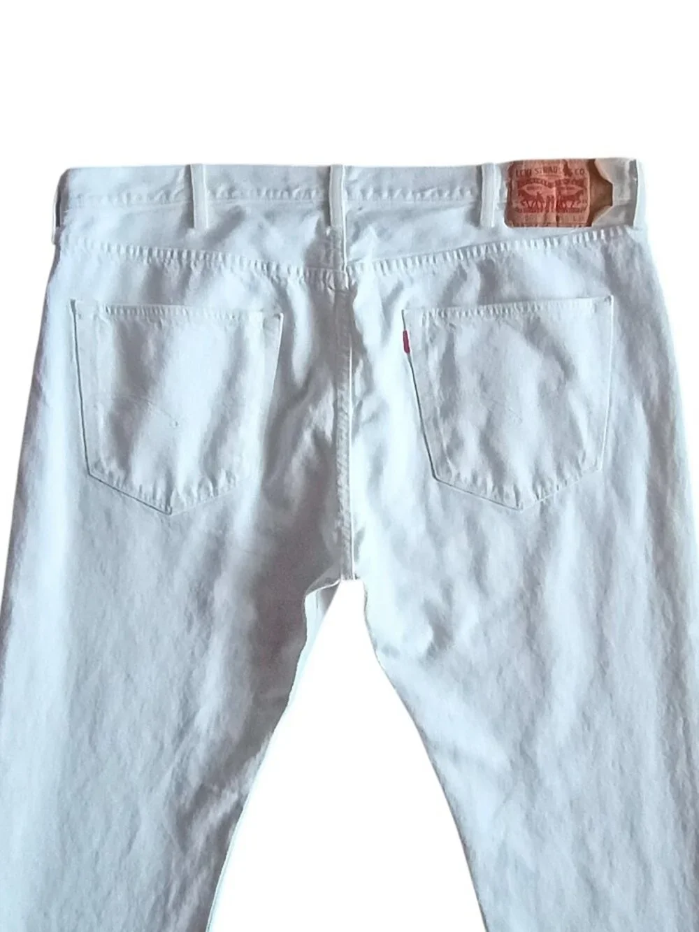 LEVI'S 501 Original Men's Whiten Denim Jeans Straight Leg Button Fly 40W x 32L